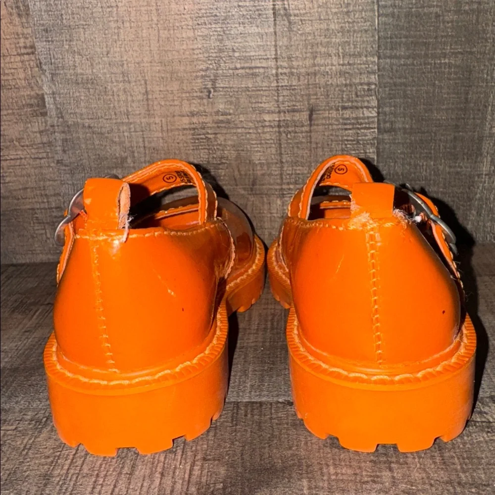 BABY GAP Leather shoes-size 5